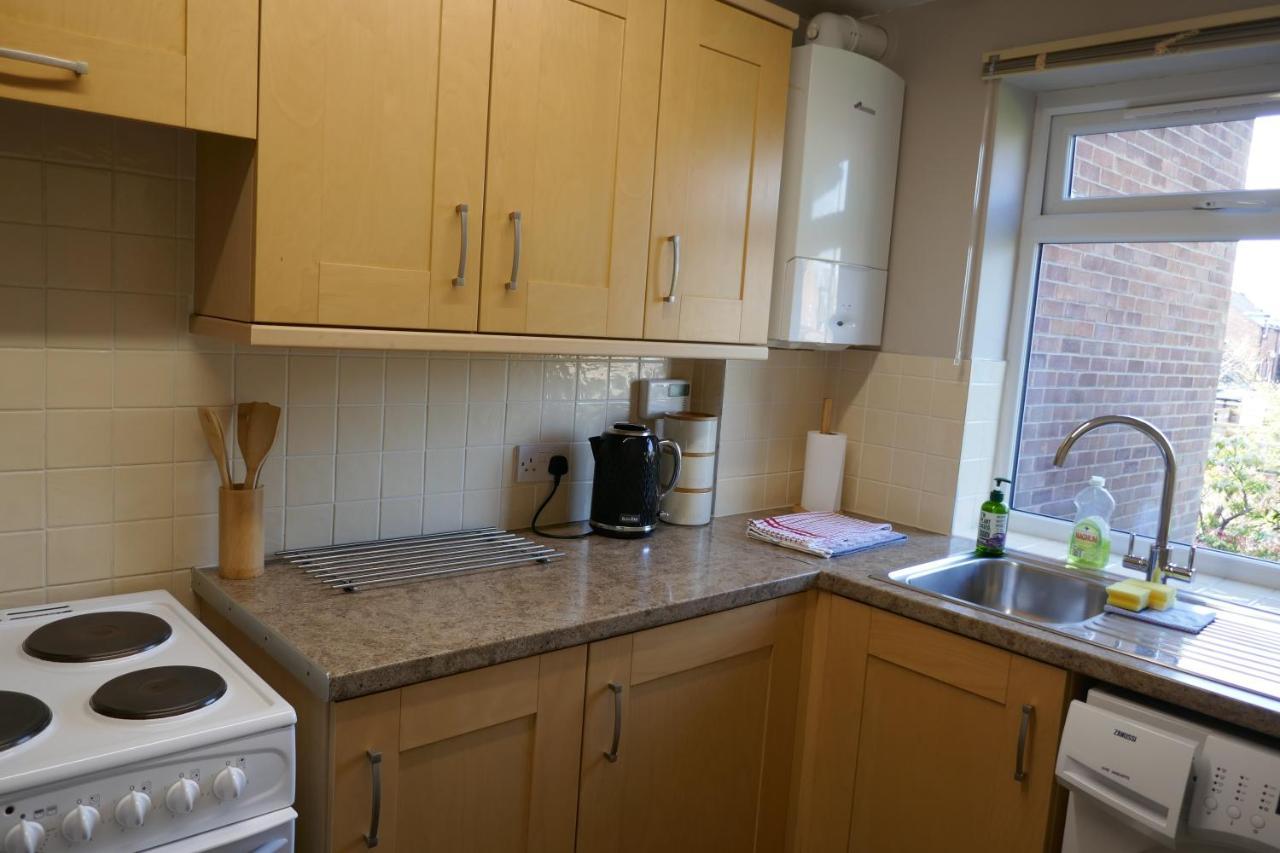 2 Bedroom House Walking Distance To City Centre With Free Parking York Exterior photo